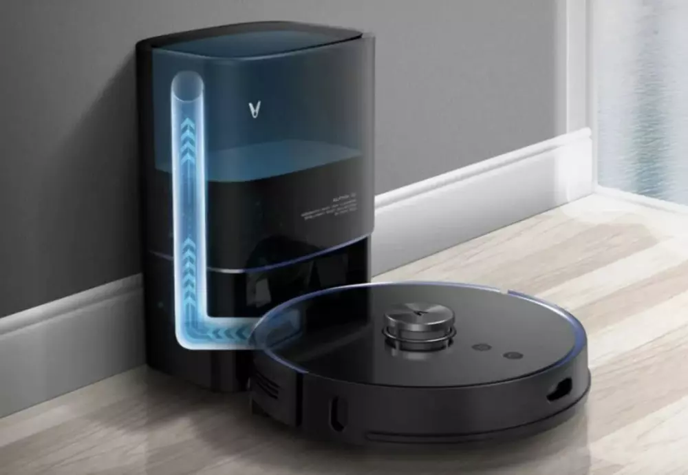 robot vacuum cleaner self emptying